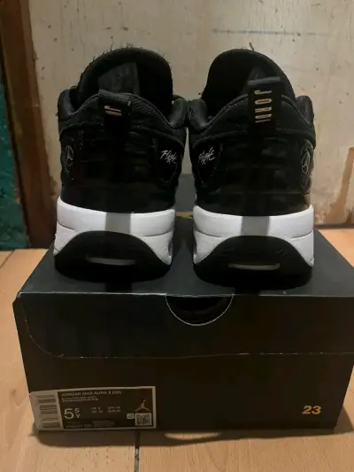 Zapatillas jordan max aura 6 - miniatura 4