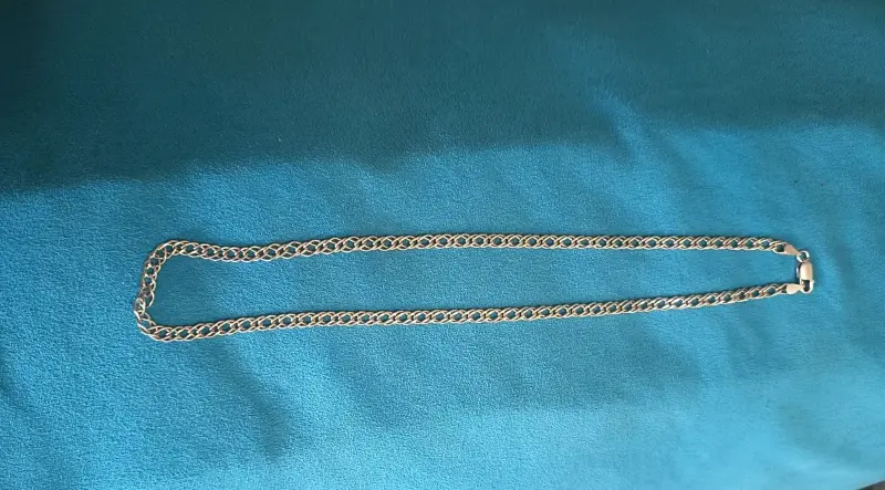 Cadena de plata estilo clásico