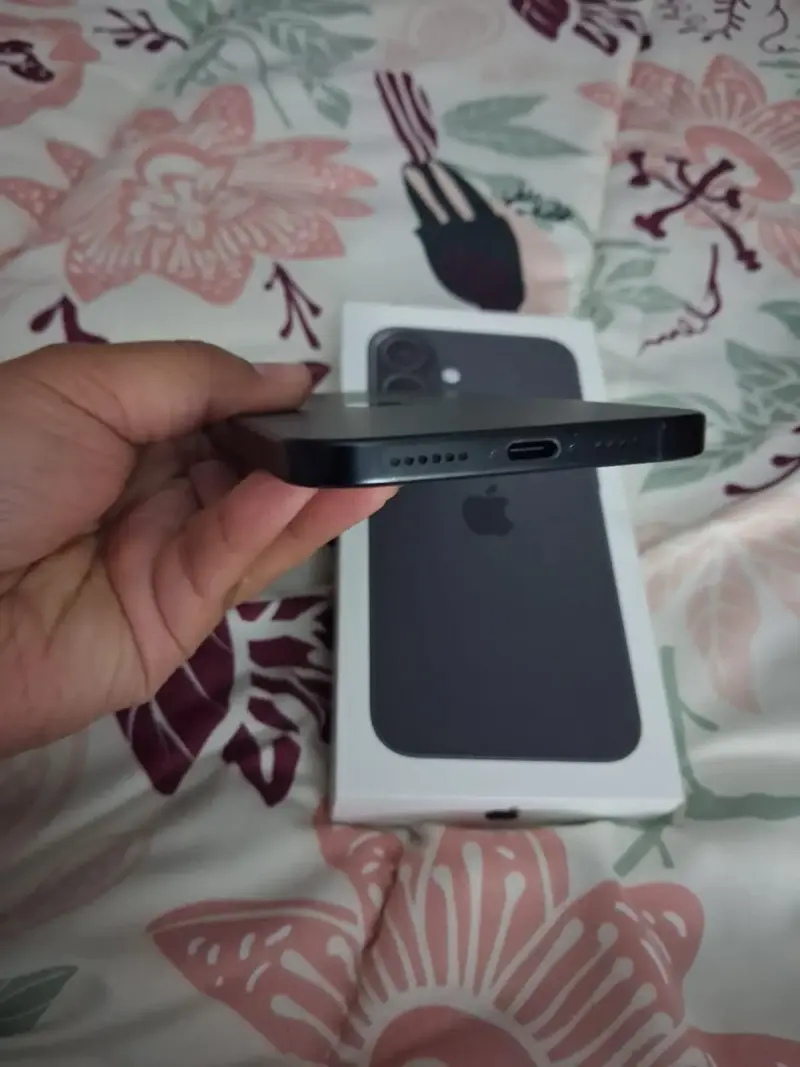 iPhone 16 plus - 2