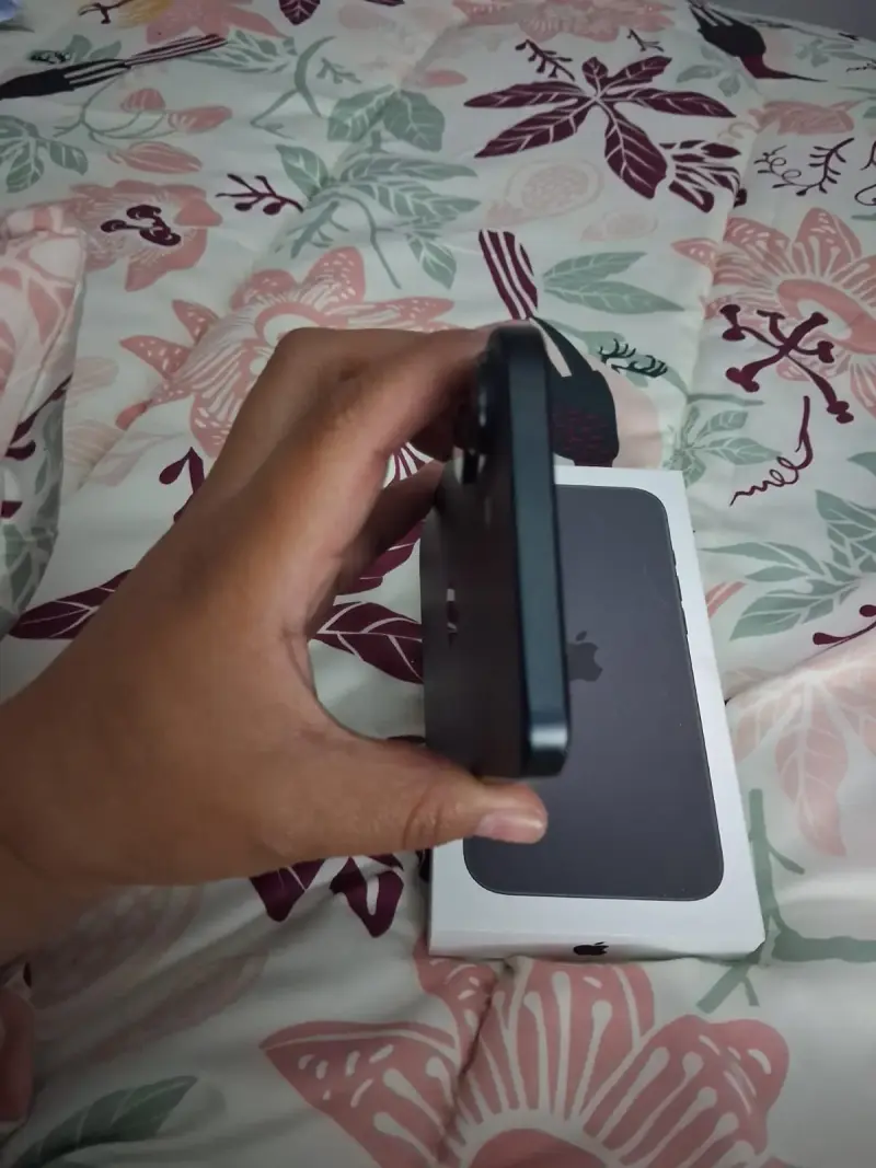 iPhone 16 plus - 3