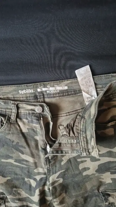 Pantalones camuflados Sybilla Noelle - miniatura 3
