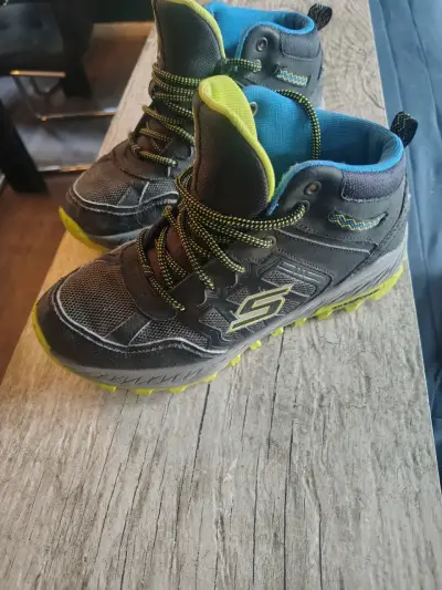 Botas de senderismo para niños Skechers negras y verdes - miniatura 1