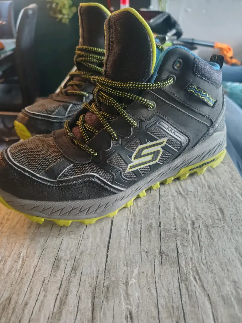 Botas de senderismo para niños Skechers negras y verdes - 2