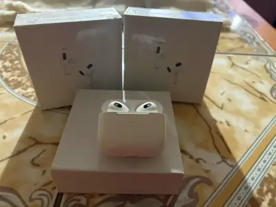 Auriculares inalámbricos con estuche de carga - miniatura 1