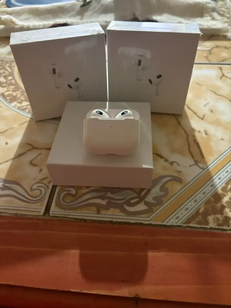 Auriculares inalámbricos con estuche de carga - 2
