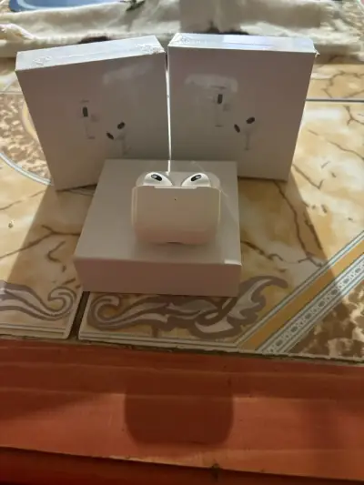 Auriculares inalámbricos con estuche de carga - miniatura 2