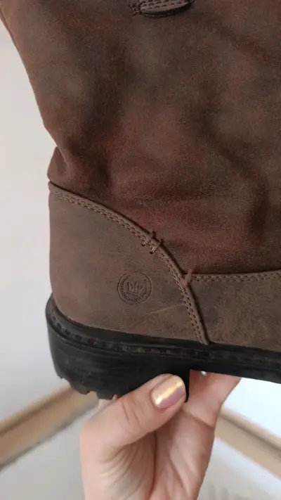 Botas de cuero marrón con forro interior - miniatura 4