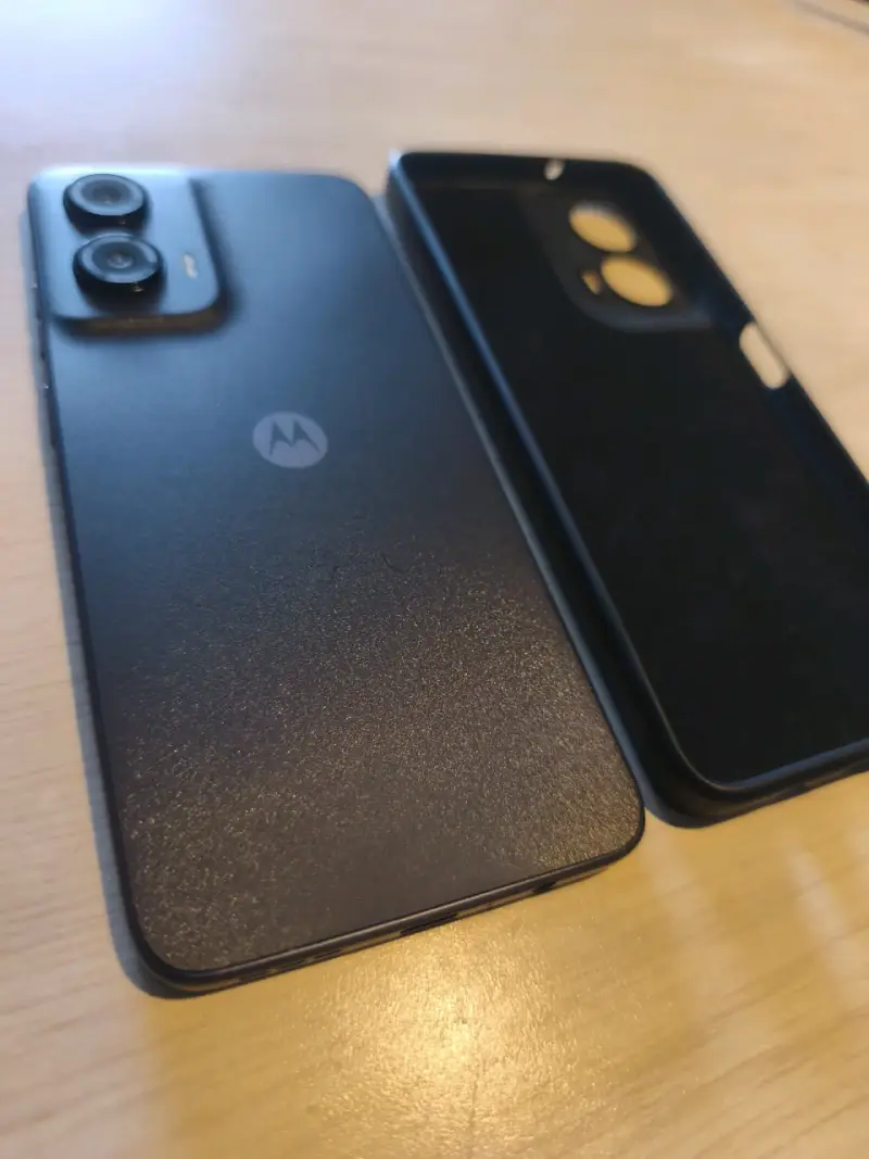 NUEVO Motorola Moto G35 5G - 3