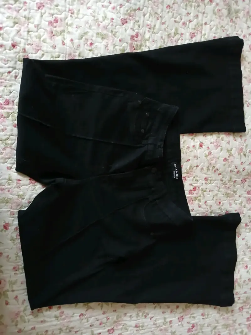 Pantalones negros de mujer estilo Flare - 3