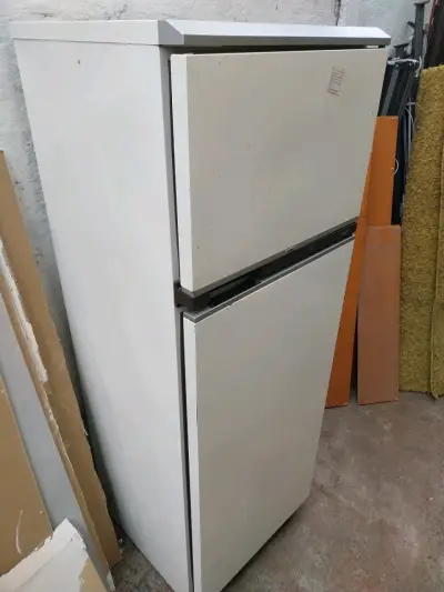 Refrigerador Philips de dos puertas en buen estado - miniatura 1
