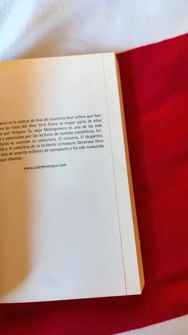 Libro 'El Aroma de la Lavanda' de Jude Deveraux - 4