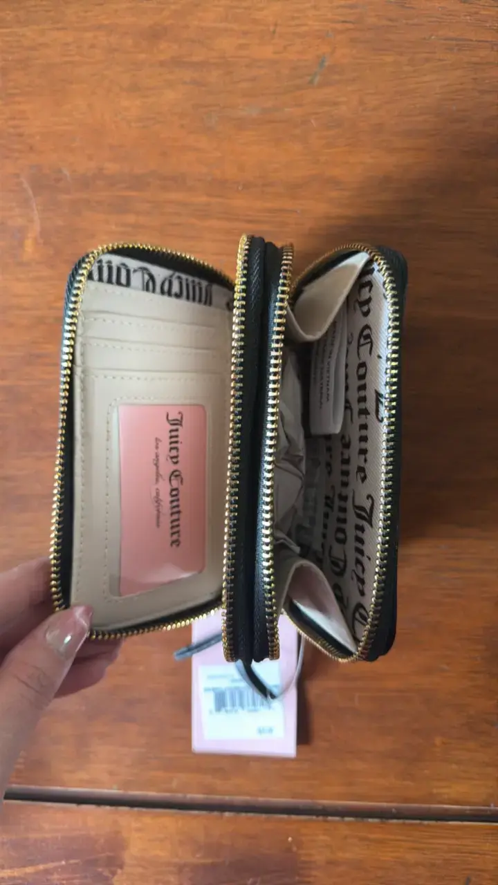 Monedero Juicy Couture Negro con Corazones - 3