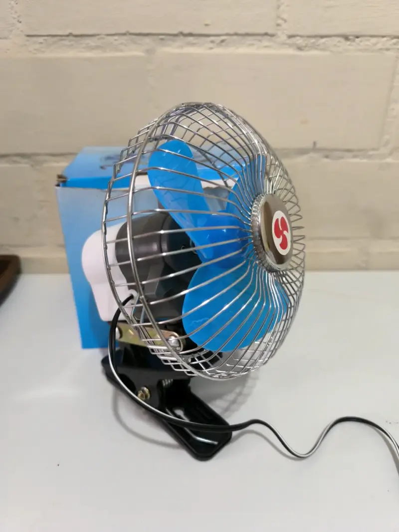 Ventilador oscilante de 6 pulgadas para auto - 4