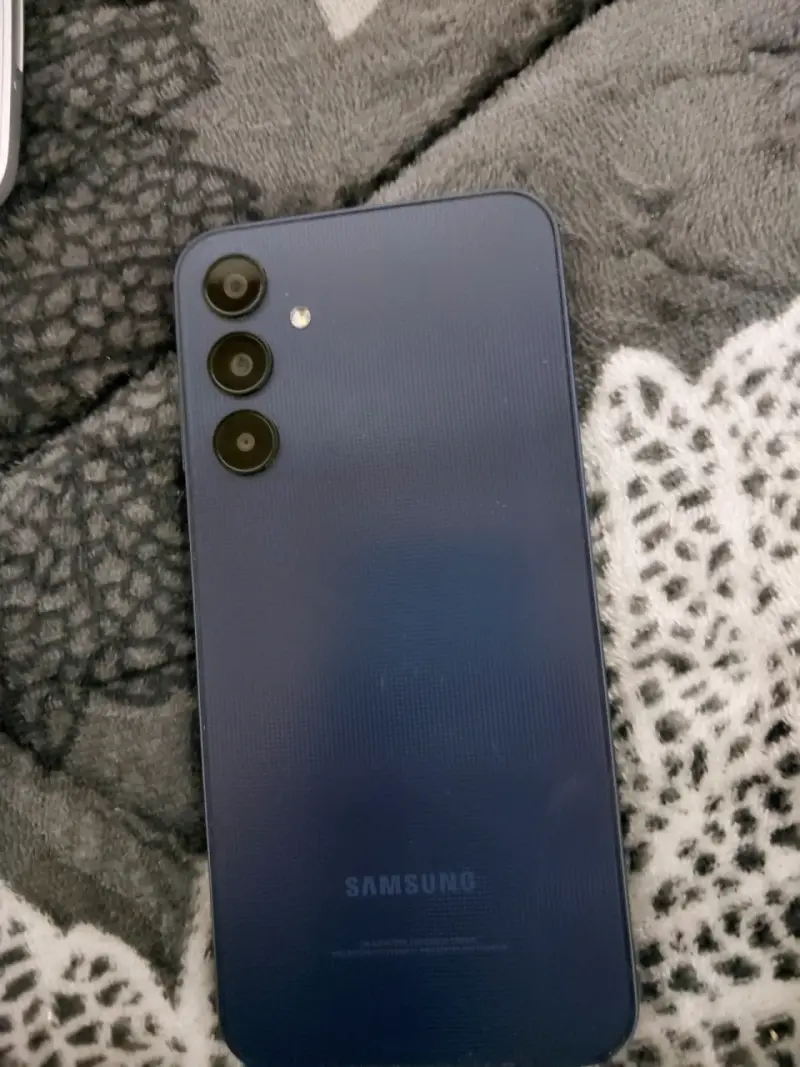 Samsung Galaxy A25 en buen estado - 3