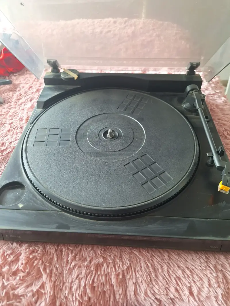 Tocadiscos estéreo IRT PL-020 con auto retorno - 4