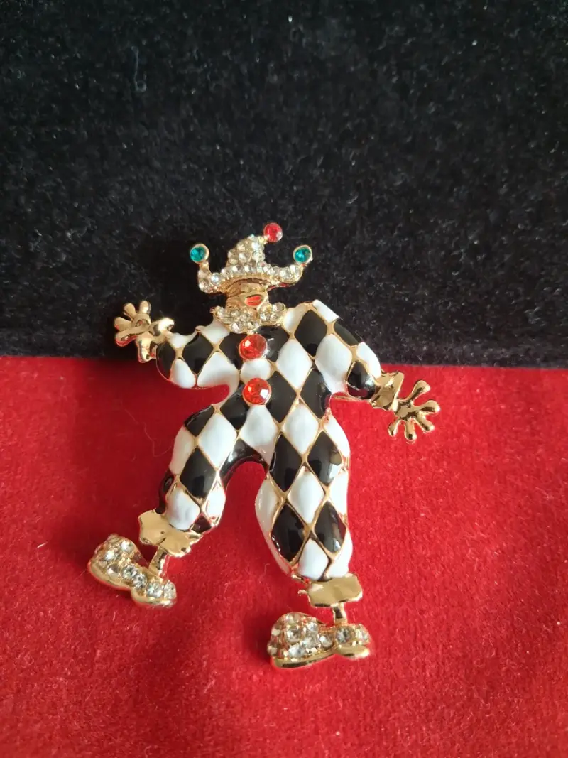 Broche fantasía con diseño de conejo y cristales - 2