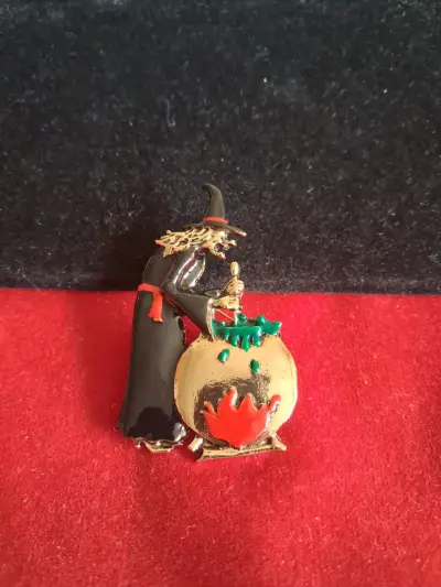 Broche  fantasía con diseño de conejo y cristales - miniatura 4