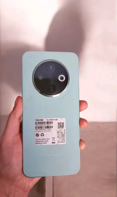Celular tecno spark 30c 256GB - miniatura 2