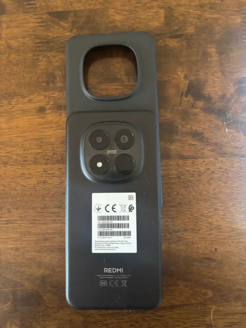 Xiaomi Redmi Note 15 Pro+ 5G con funda protectora - 2