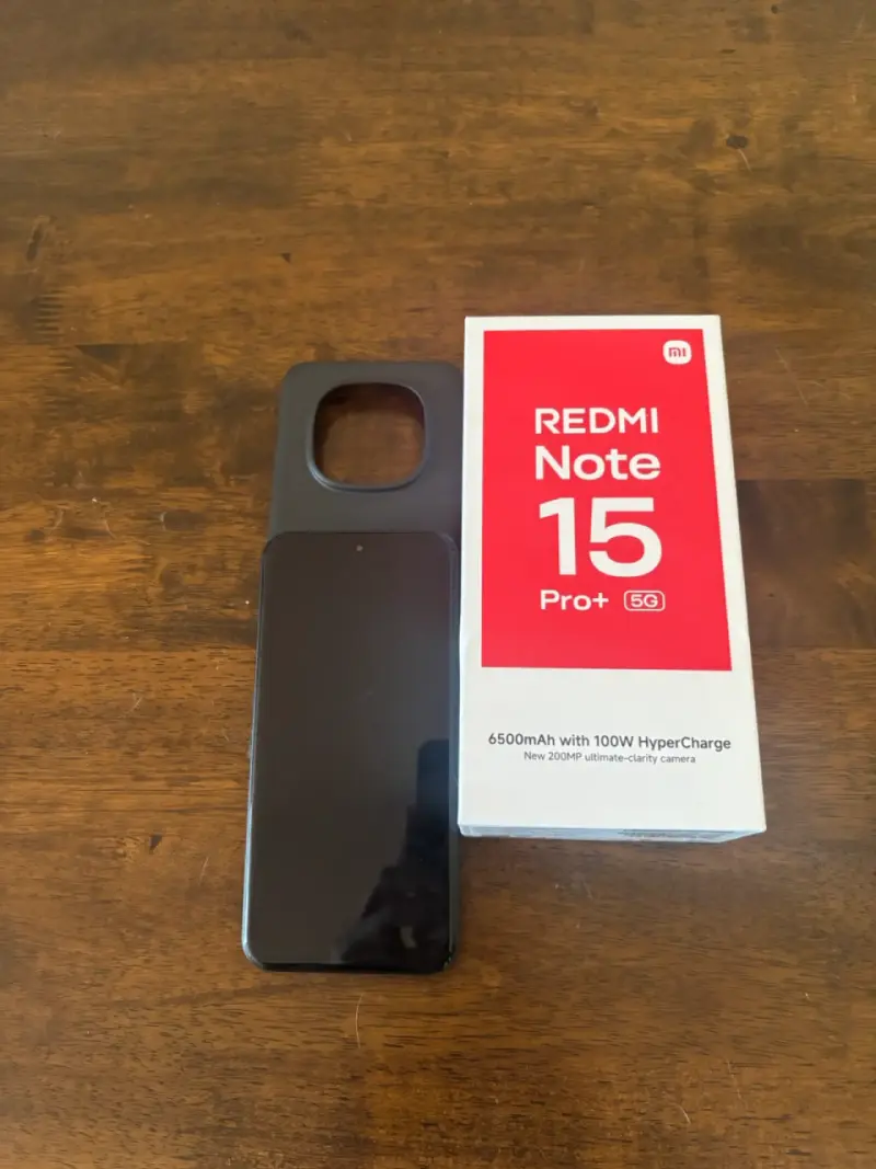 Xiaomi Redmi Note 15 Pro+ 5G con funda protectora - 4