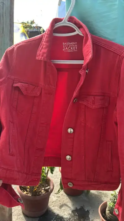 Chaqueta de mezclilla roja Basement XS - miniatura 1
