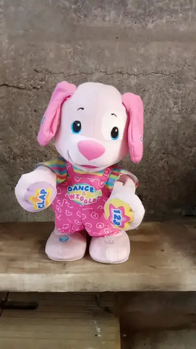 Peluche interactivo Dance & Wiggle rosa - miniatura 1