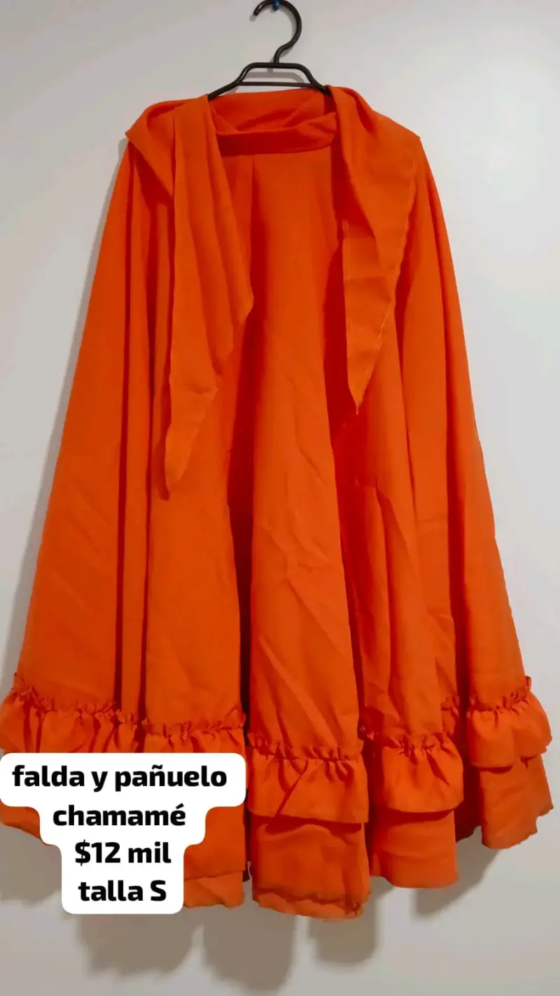 Falda y pañuelo chamamé naranja talla S