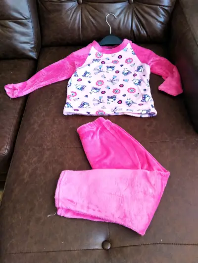 Pijama infantil polar estampado rosa y celeste - miniatura 1