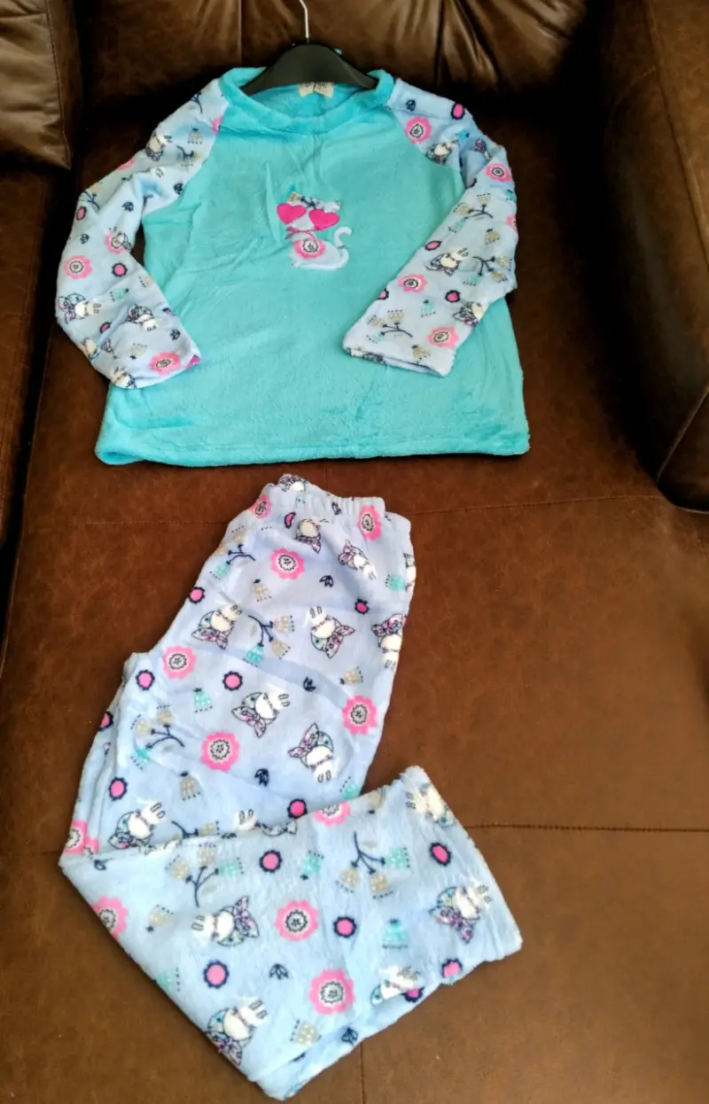 Pijama infantil polar estampado rosa y celeste - 2