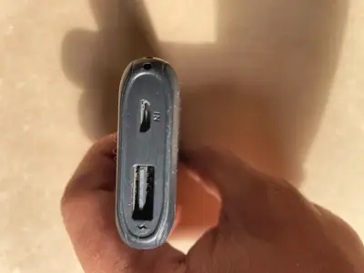 Power Bank 5000mAh Negro Compacto - miniatura 1