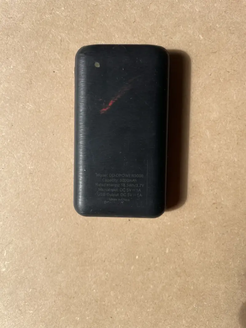 Power Bank 5000mAh Negro Compacto - 2