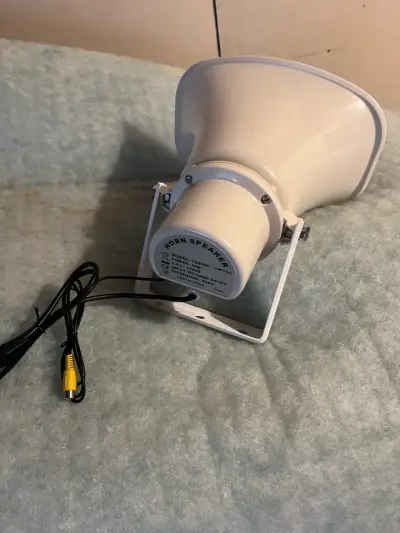 Altavoz de bocina 30W modelo YH300C - miniatura 1