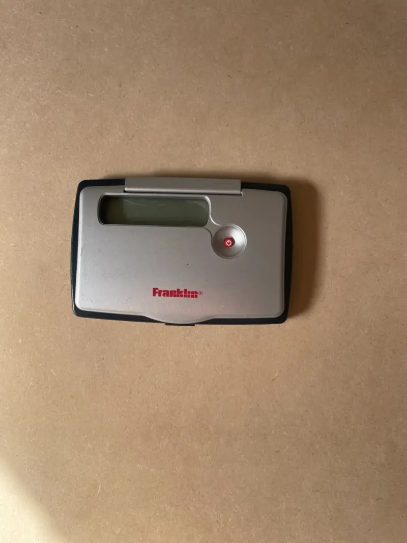Traductor Electrónico Franklin TES-118AP Español-Inglés - 2