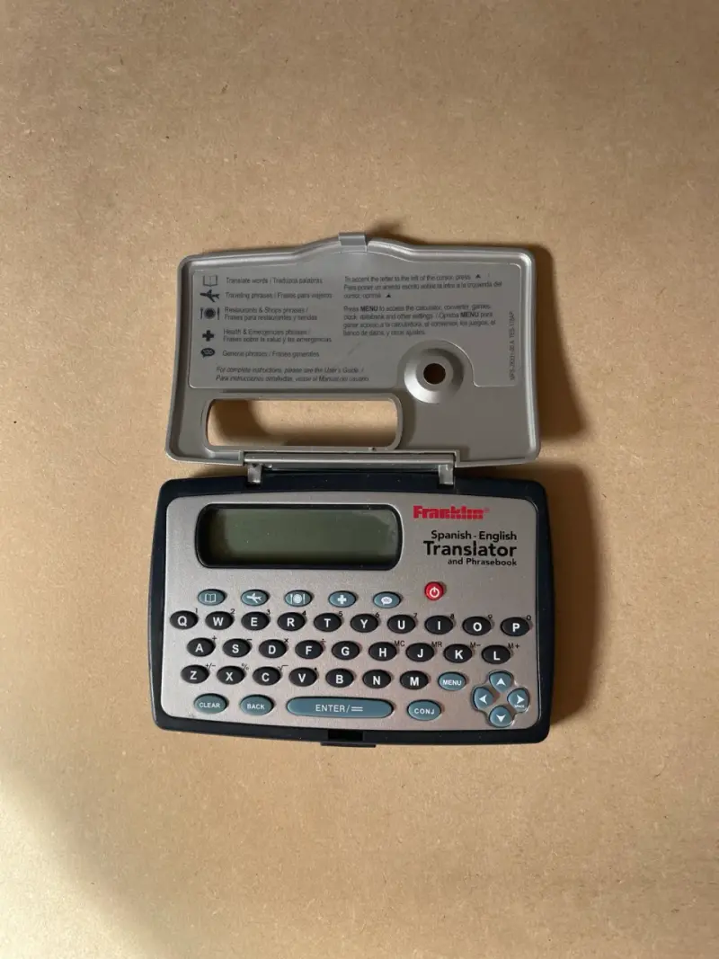 Traductor Electrónico Franklin TES-118AP Español-Inglés - 3
