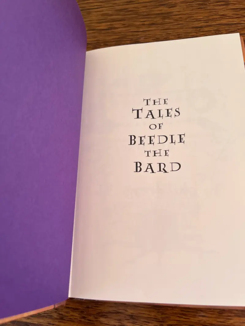 Libro original The Tales of Beedle the Bard inglés - 3