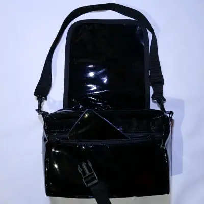 Bolso bandolera holográfico negro y azul - miniatura 3