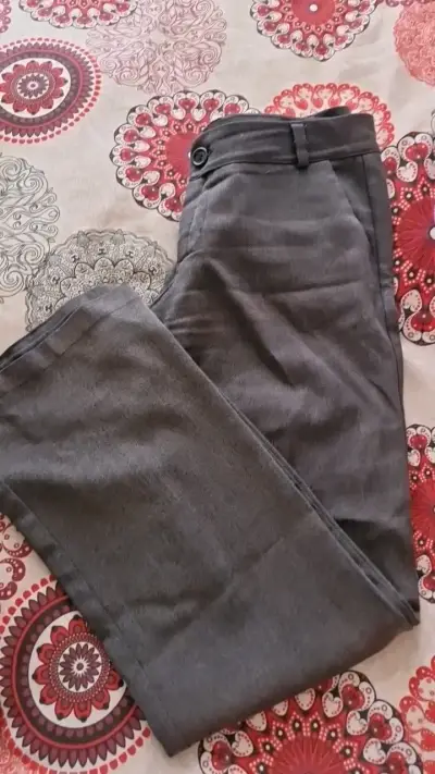 Pantalones de vestir grises para hombre - miniatura 3