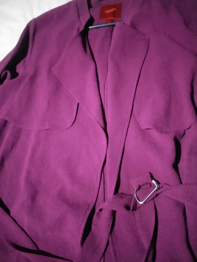 Abrigo morado Jennifer Lopez con cinturón - 2