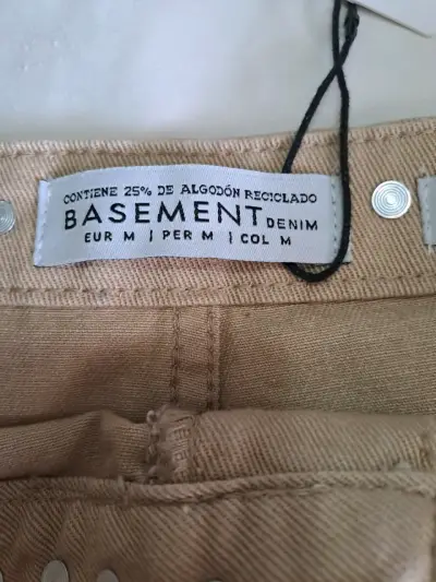 Falda beige con tachas Basement - miniatura 3