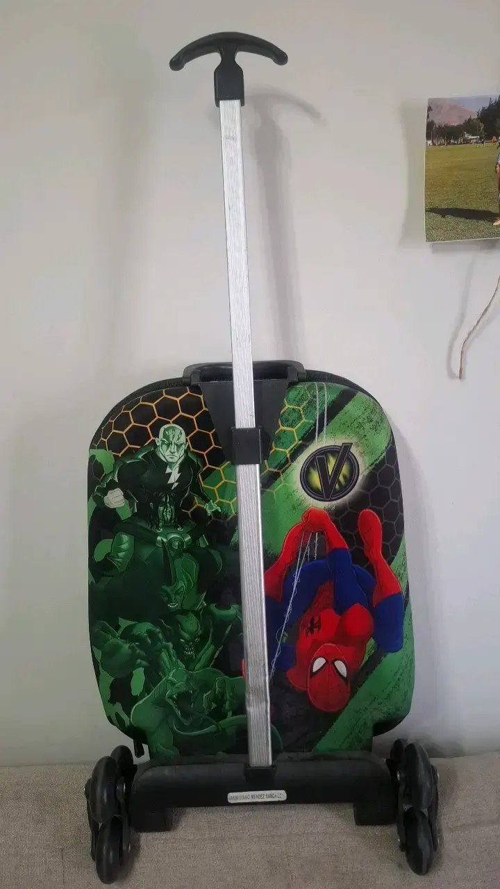Maleta infantil Spiderman con ruedas - 2