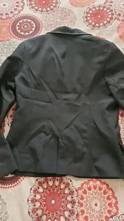 Blazer negro elegante para mujer talla 42 - miniatura 4