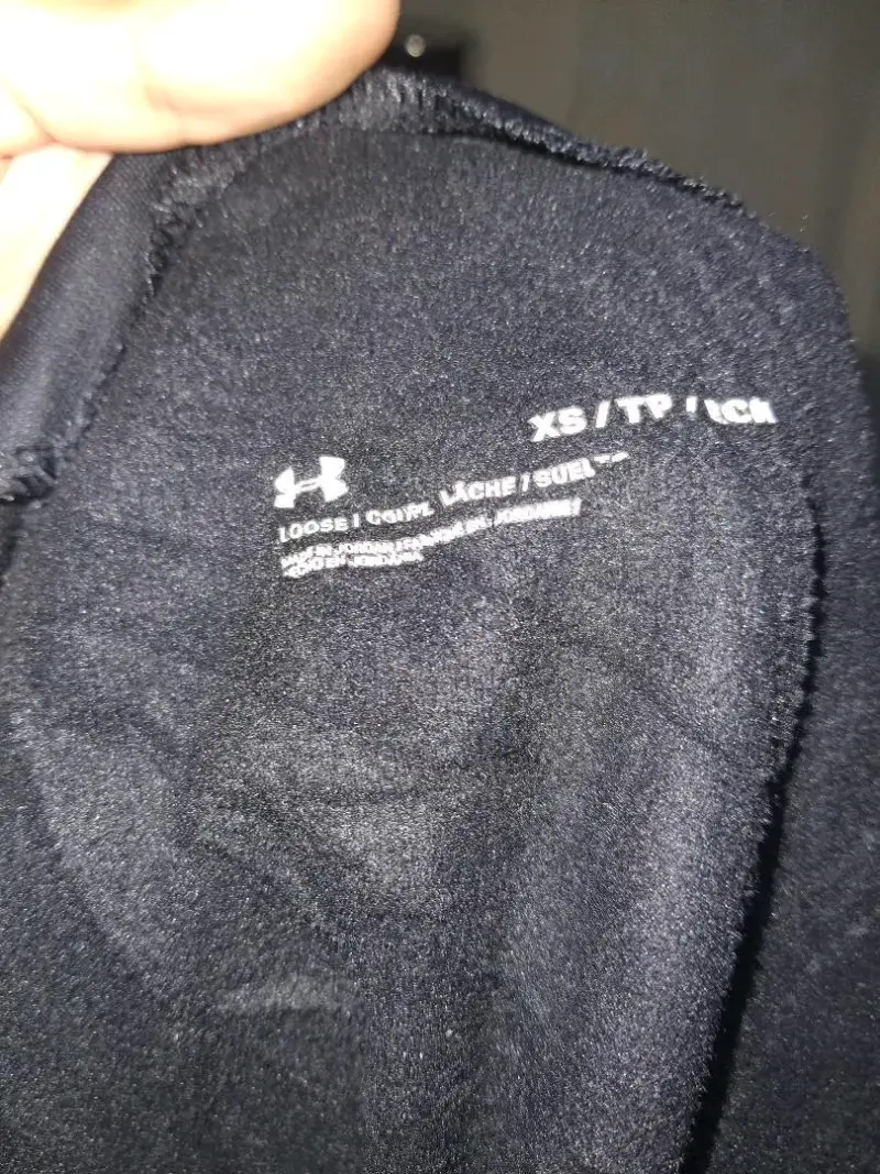 Chaqueta Deportiva Negra Under Armour Mujer - 2
