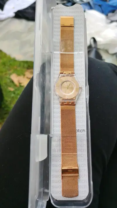 Reloj Swatch- Reloj Guess - miniatura 2