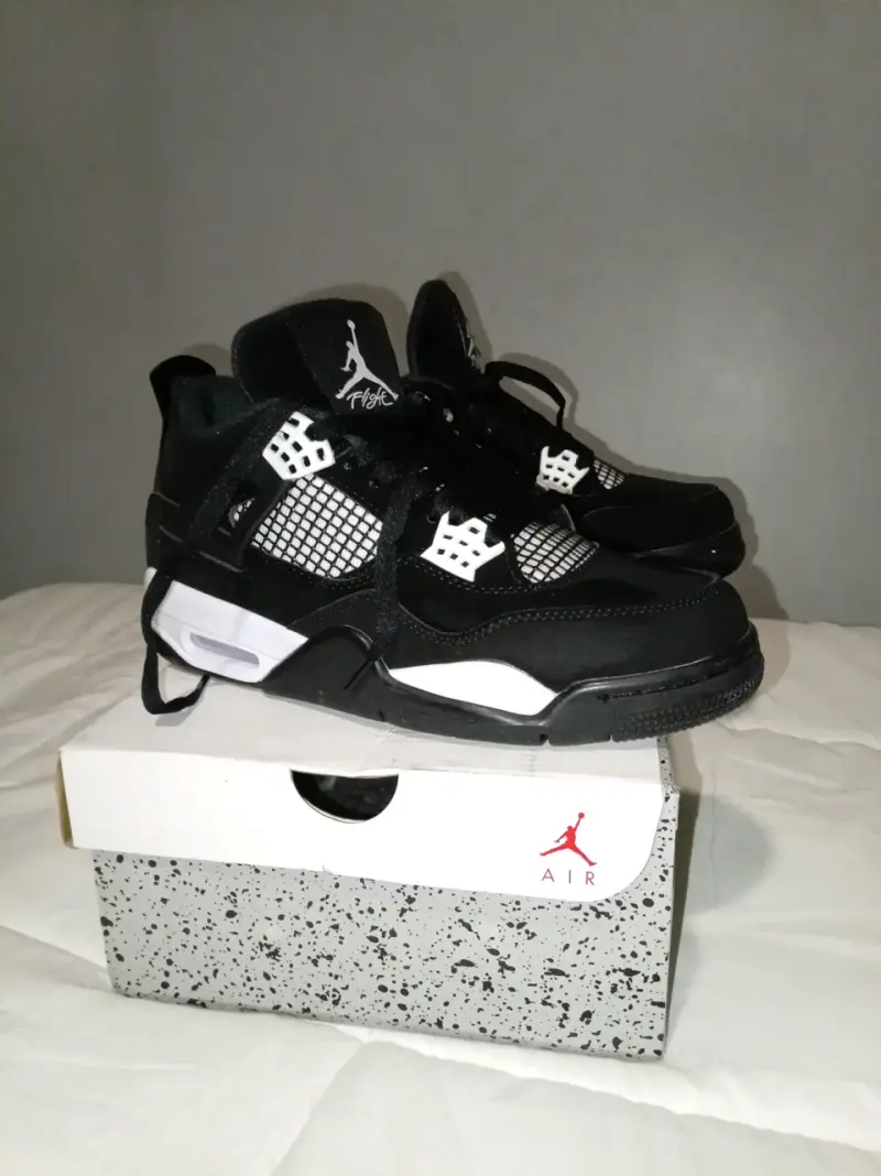 Zapatillas "White Thunder" Air Jordan retro 4 - 5