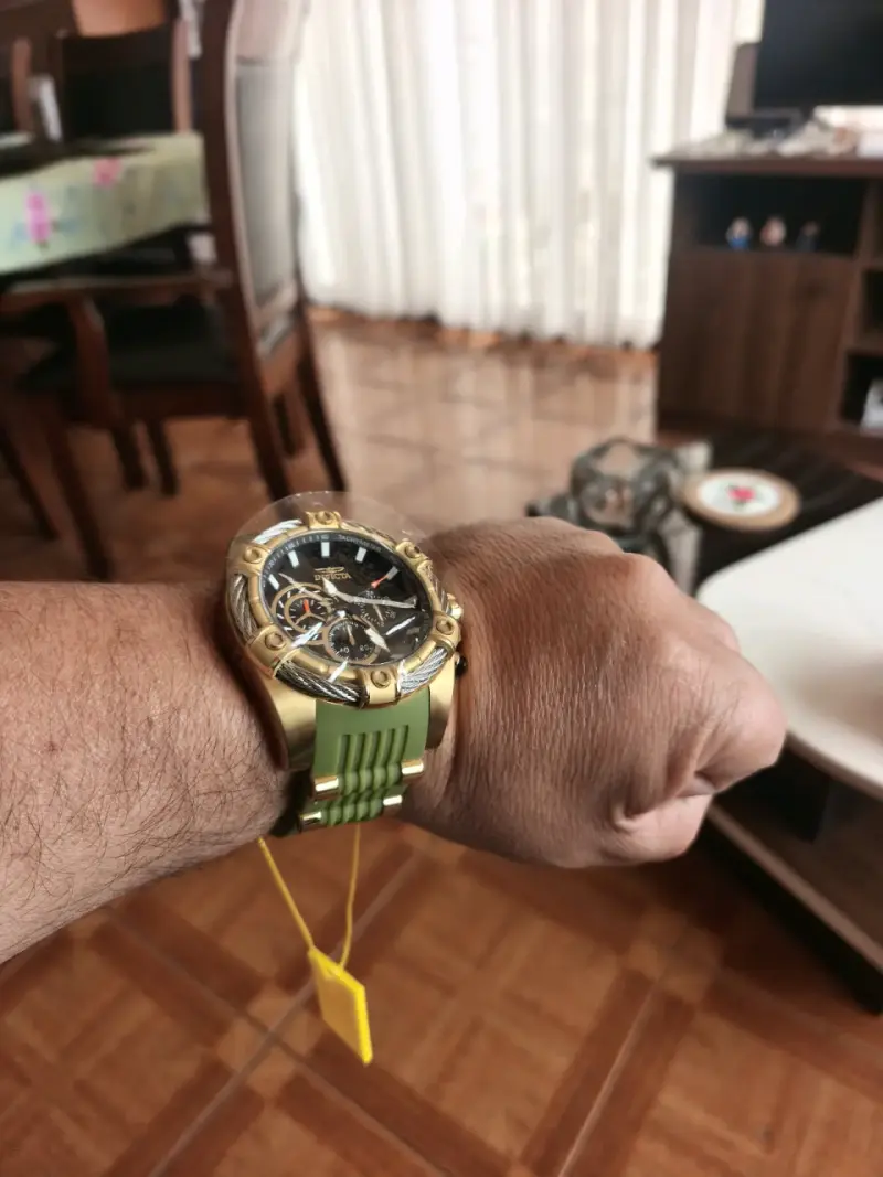 Reloj Invicta Pro Diver dorado y verde - 3