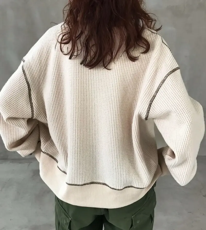 Cardigan beige de punto con botones - 3