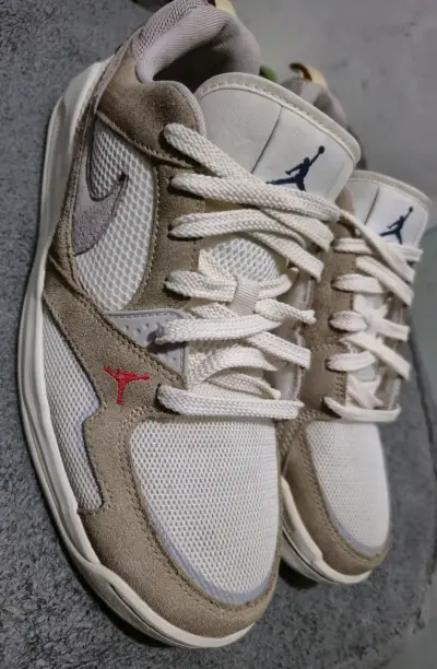 Nike Jordan CMFT Era - miniatura 1