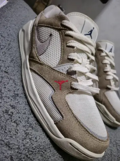 Nike Jordan CMFT Era - miniatura 3