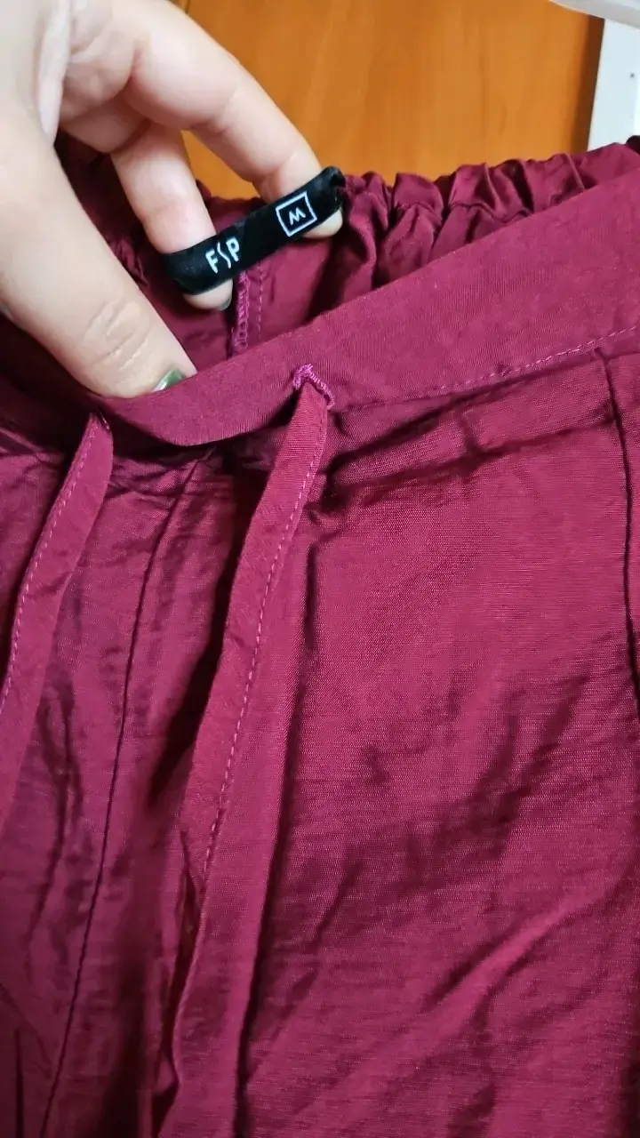Pantalón color vino de mujer talla M - 3