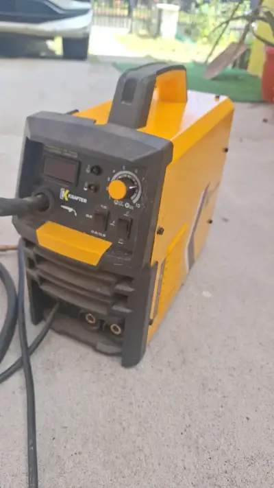 Soldadora multiproceso Krafter Megatec 120 - miniatura 1